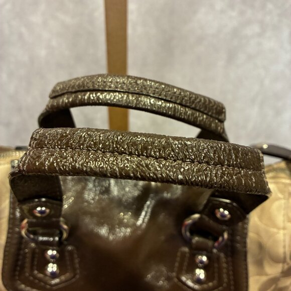 Coach Ashley Signature Satchel - Picture 5 of 13